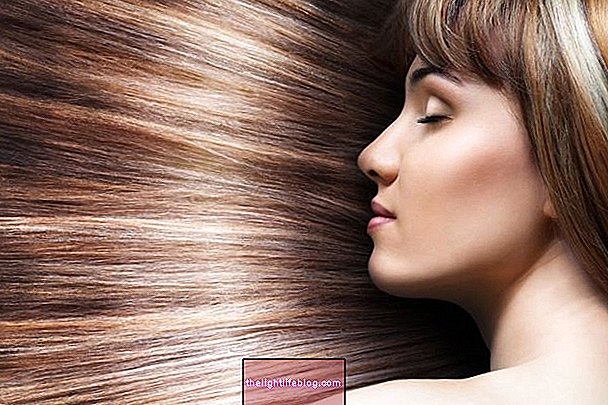 Silikon organik menguatkan dan mencerahkan rambut