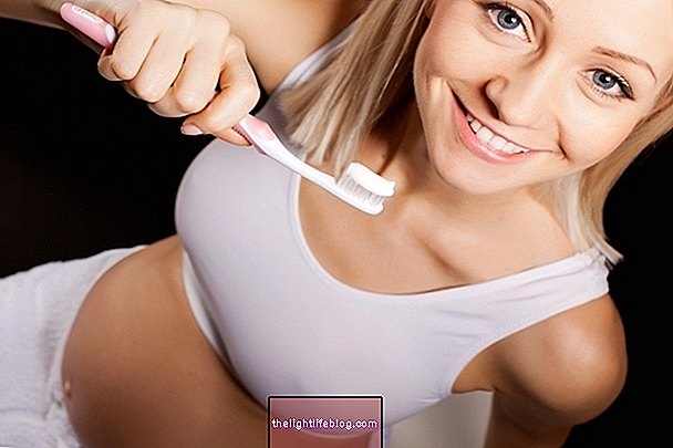 Le donne incinte possono andare dal dentista?