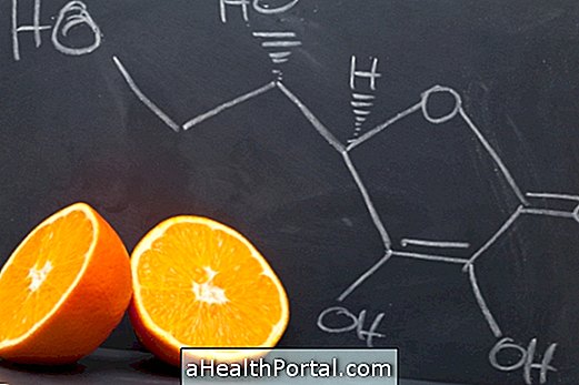 Cách uống vitamin C và lợi ích là gì