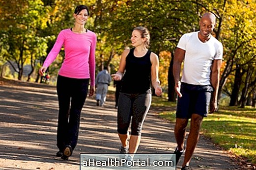 Walk helps to lose weight up to 2 kg per week