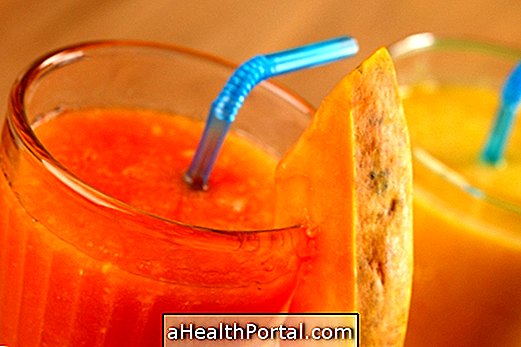 Appelsinjuice og papaya for forstoppelse